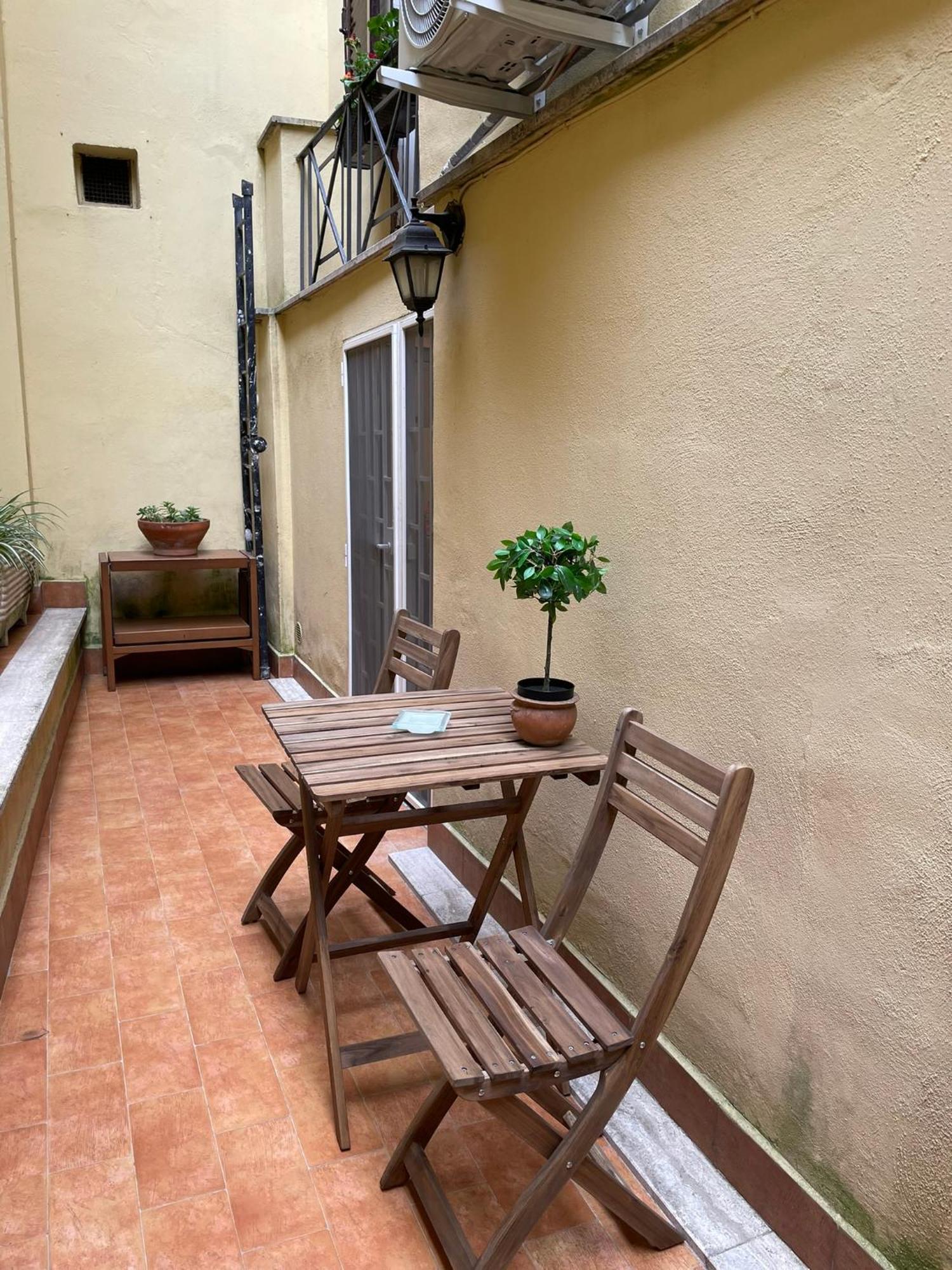 Elian In The Center Of #3 Colosseo Apartment